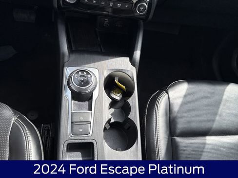 Used 2024 Ford Escape Platinum AWD/4WD image 24