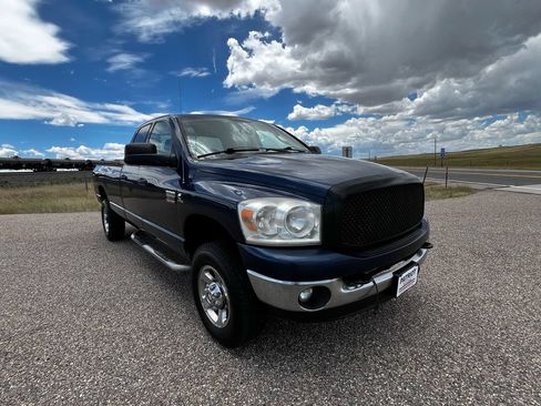 Used 2008 Dodge Ram 2500 Truck SLT w/ Popular Equipment Group AWD/4WD image 8