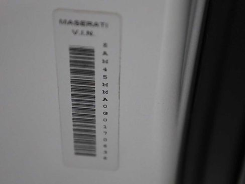 Used 2016 Maserati GranTurismo Convertible image 37