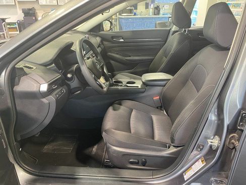 Used 2020 Nissan Altima 2.5 S FWD image 12