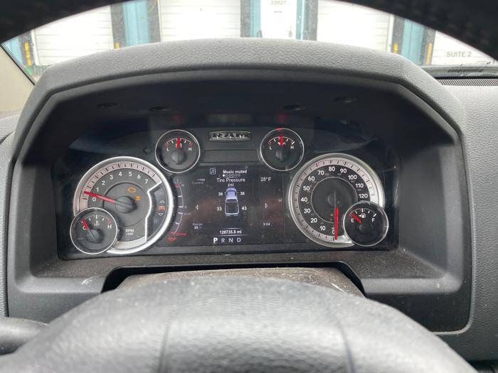 Used 2015 RAM 1500 Big Horn AWD/4WD image 41