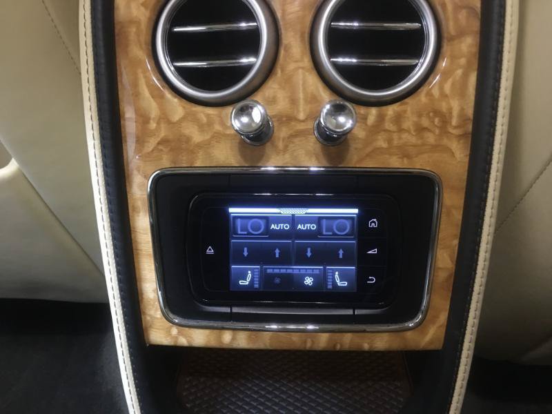 Used 2014 Bentley Flying Spur W12 AWD/4WD image 15