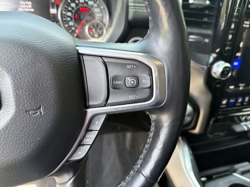Used 2020 RAM 1500 Laramie RWD image 30