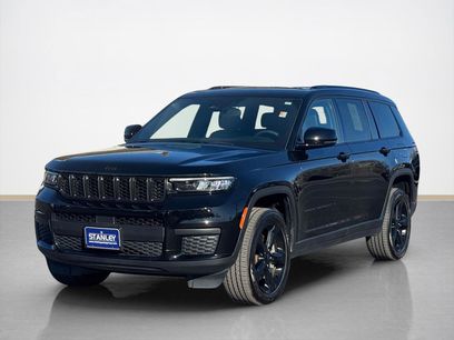 Used 2024 Jeep Grand Cherokee L Laredo