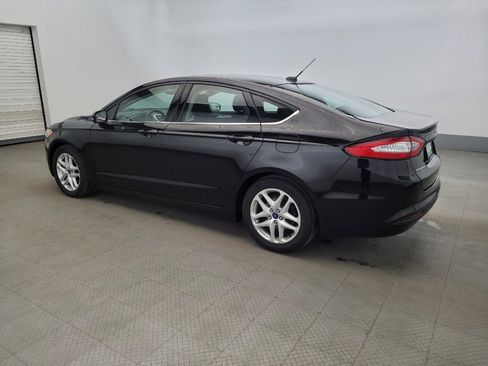Used 2016 Ford Fusion SE image 3