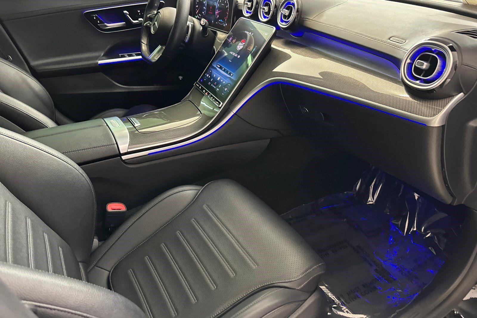 Used 2022 Mercedes-Benz C 300 Sedan image 17