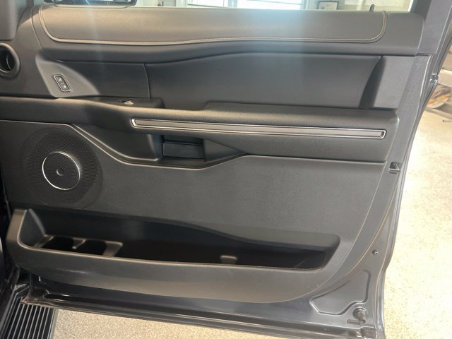 Used 2024 Ford Expedition Max XLT AWD/4WD image 20