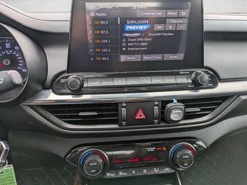 Used 2019 Kia Forte S w/ S Premium Package FWD image 12