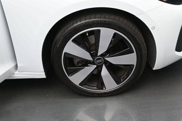 Used 2025 Audi A5 2.0T Premium Plus w/ Premium Plus AWD/4WD image 40
