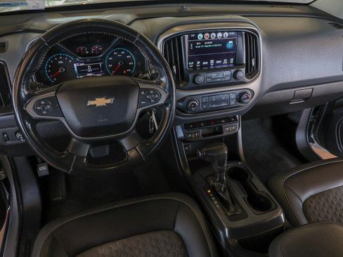 Used 2018 Chevrolet Colorado Z71 RWD image 23
