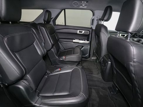 Used 2023 Ford Explorer XLT w/ Equipment Group 202A image 19