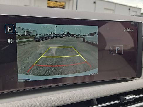 Used 2025 Hyundai Tucson SEL FWD image 16