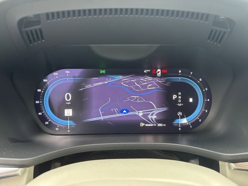 Certified 2023 Volvo XC60 B5 Plus image 19