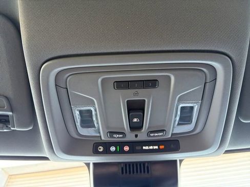 Certified 2025 Chevrolet Silverado 2500 LT w/ Texas Edition image 12