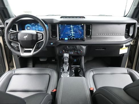 New 2025 Ford Bronco Badlands image 20