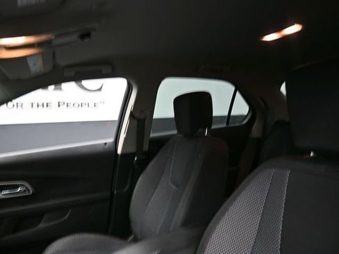 Used 2017 Chevrolet Equinox LT w/ Convenience Package image 17