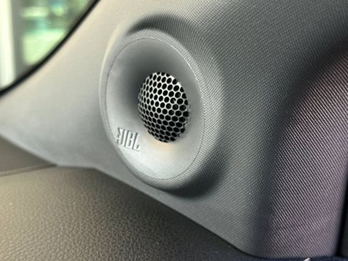 Used 2024 Toyota Sienna XSE w/ XSE Plus Package image 21