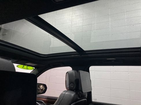 Used 2023 GMC Yukon XL Denali Ultimate image 23