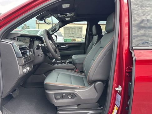 New 2026 GMC Yukon XL AT4 w/ AT4 Premium Package AWD/4WD image 17