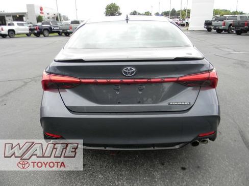 Used 2019 Toyota Avalon Touring w/ All Weather Liner Package FWD image 3