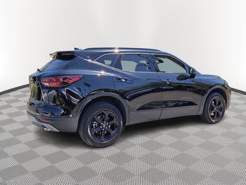 Used 2024 Chevrolet Blazer LT w/ Midnight/Sport Edition FWD image 6