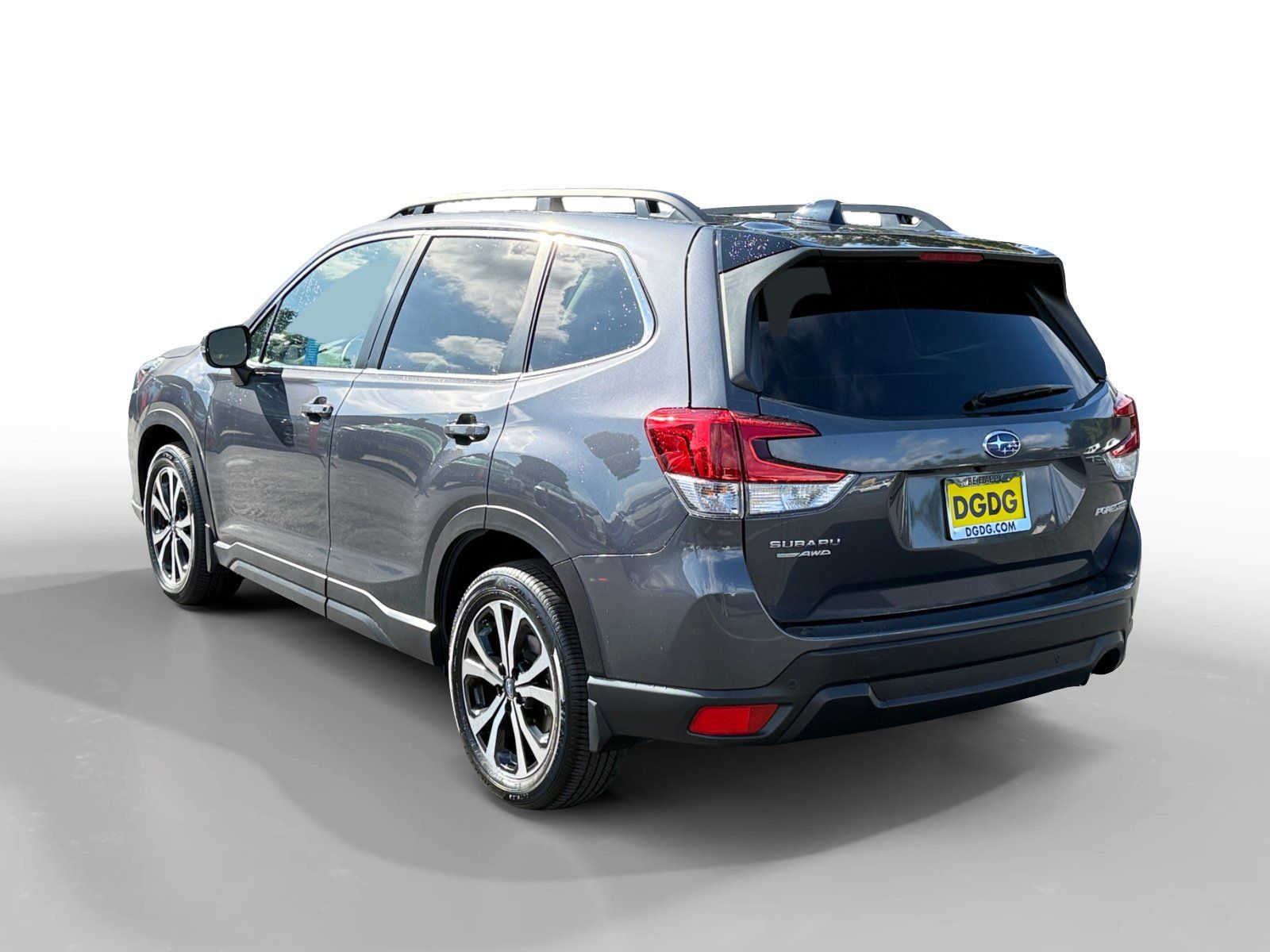 Used 2024 Subaru Forester Limited AWD/4WD image 3