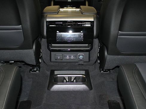 New 2026 Jeep Grand Wagoneer L Limited AWD/4WD image 38