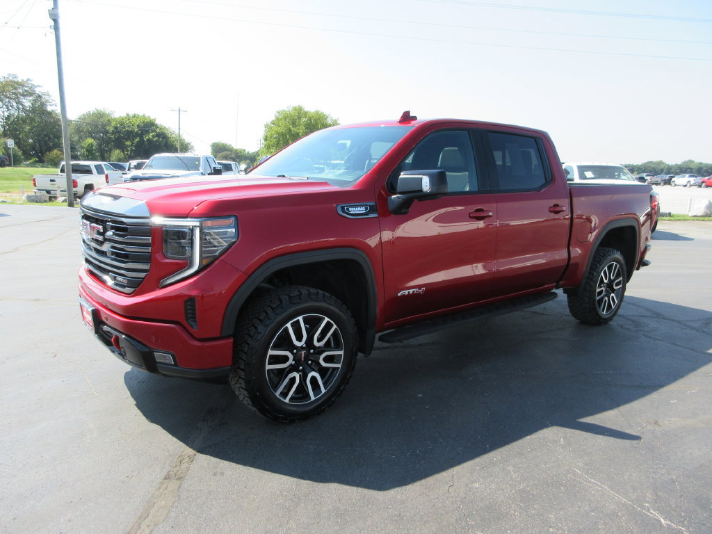 Certified 2024 GMC Sierra 1500 AT4 w/ Technology Package AWD/4WD image 11