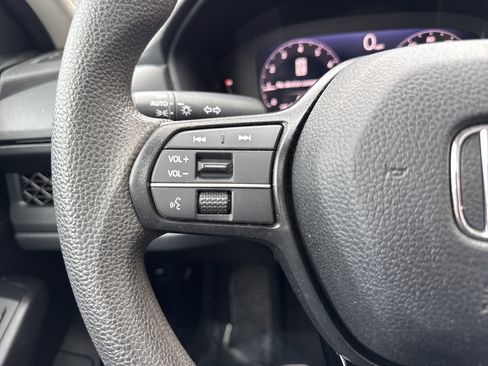 Used 2024 Honda Accord EX image 26