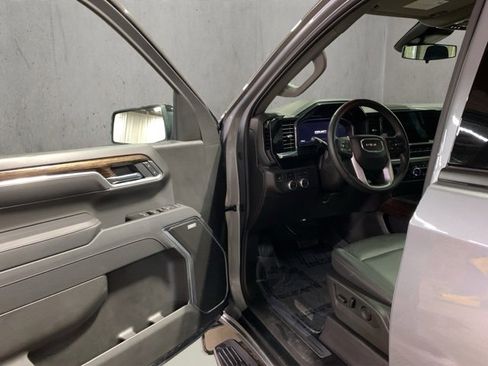 Used 2025 GMC Sierra 1500 Elevation w/ Elevation Premium Package image 20