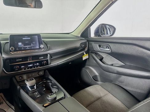 Certified 2026 Nissan Rogue SV image 17