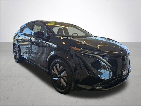 Certified 2025 Nissan Ariya Platinum AWD/4WD image 6