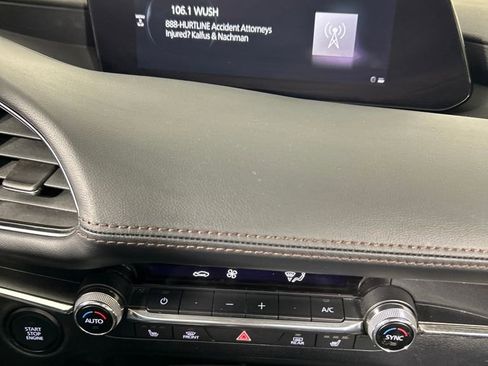 Used 2022 MAZDA MAZDA3 s image 14