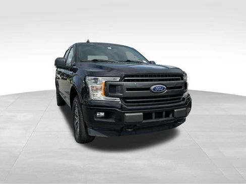 Used 2020 Ford F150 XLT w/ Equipment Group 302A Luxury AWD/4WD image 7