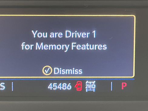 Used 2019 Cadillac XT4 Premium Luxury AWD/4WD image 16