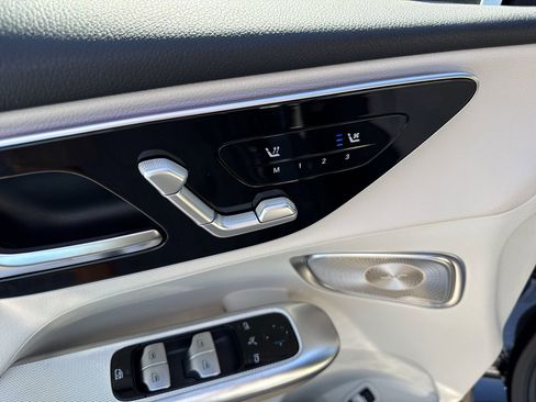 New 2026 Mercedes-Benz GLC 300 image 11