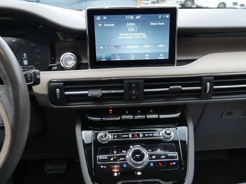 Used 2022 Lincoln Corsair Reserve w/ Equipment Group 201A image 15