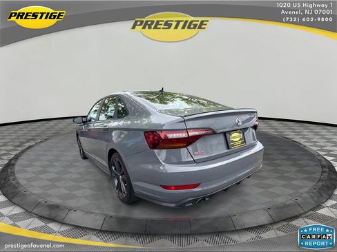 Used 2019 Volkswagen Jetta GLI FWD image 7