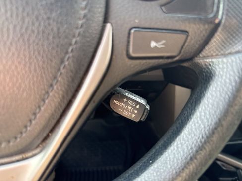 Used 2018 Toyota RAV4 LE w/ All Weather Liner Package image 28