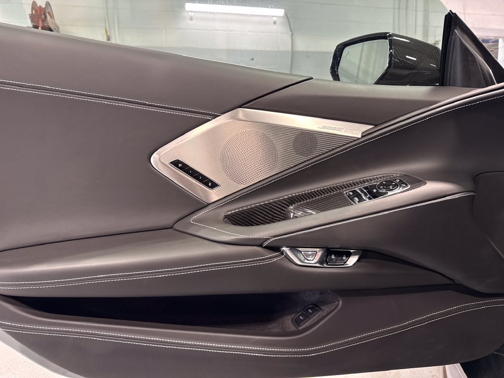 Used 2022 Chevrolet Corvette Stingray Premium Cpe w/ Z51 Performance Package RWD image 28