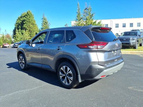 Used 2023 Nissan Rogue SV image 22