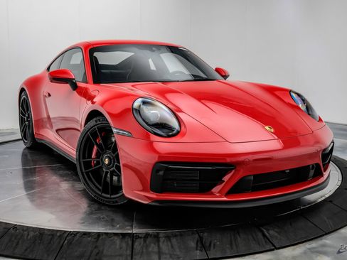 Used 2024 Porsche 911 Carrera GTS w/ Premium Package RWD image 23