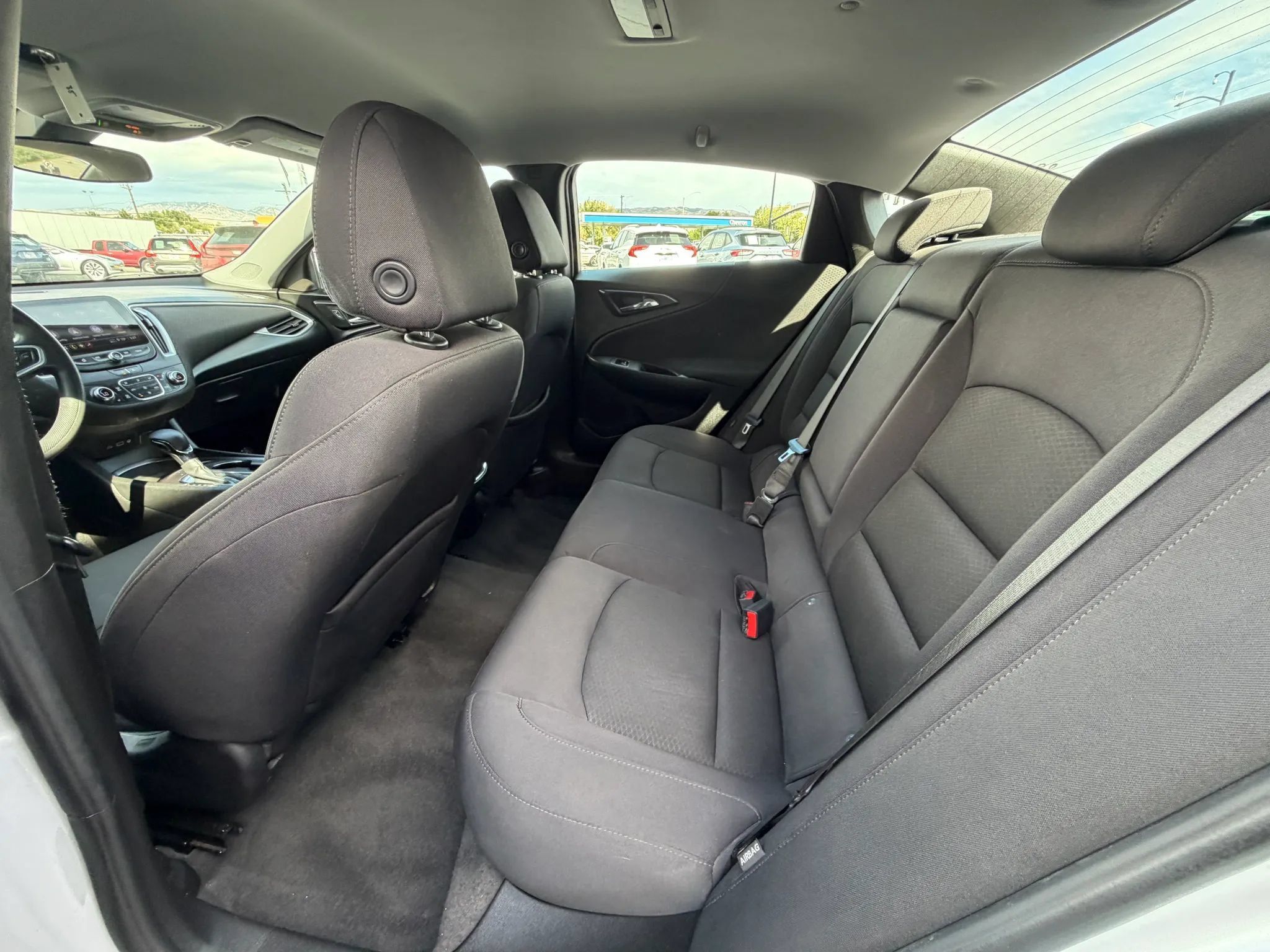Used 2022 Chevrolet Malibu LT FWD image 18