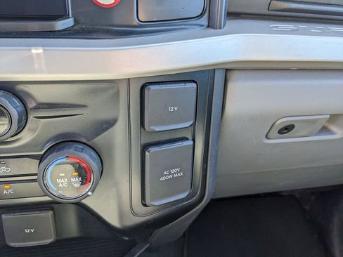 Used 2025 Ford F250 XLT image 26