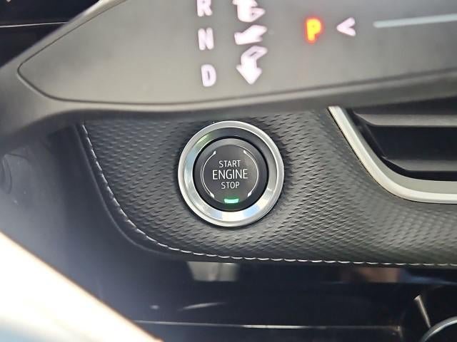 Used 2026 Chevrolet Equinox LT FWD image 17