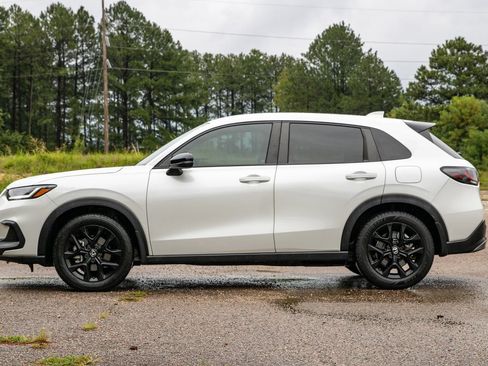 Used 2023 Honda HR-V Sport image 9