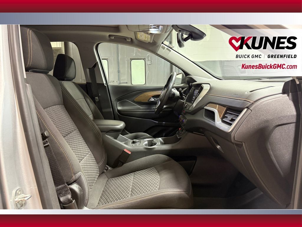 Used 2021 GMC Terrain SLE w/ Driver Convenience Package AWD/4WD image 36