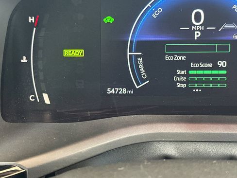 Certified 2025 Toyota Camry XLE AWD/4WD image 30
