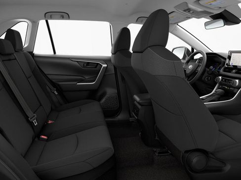 New 2025 Toyota RAV4 LE image 30