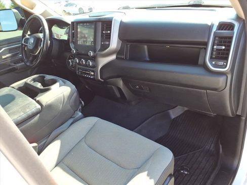 Used 2019 RAM 1500 Big Horn AWD/4WD image 18